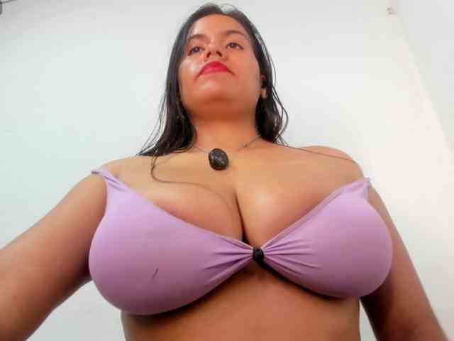roxanahills_ webcam