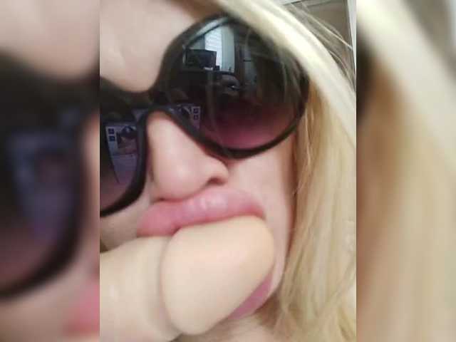 ElenCarr from BongaCams is Freechat