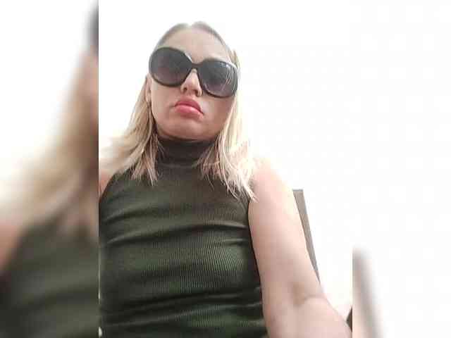 Milka_Milf webcam