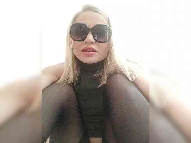 Milka_Milf webcam