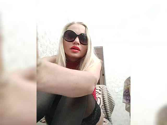 Milka_Milf webcam