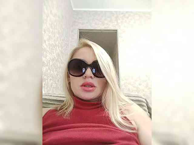 Milka_Milf webcam