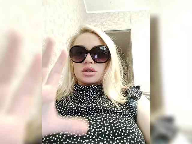 Milka_Milf webcam
