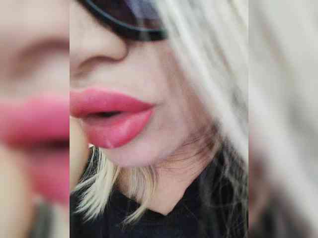Milka_Milf webcam