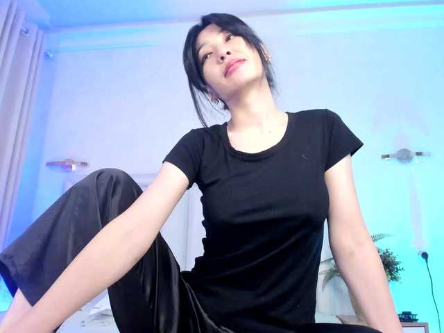 Li-baby's BongaCams show and profile