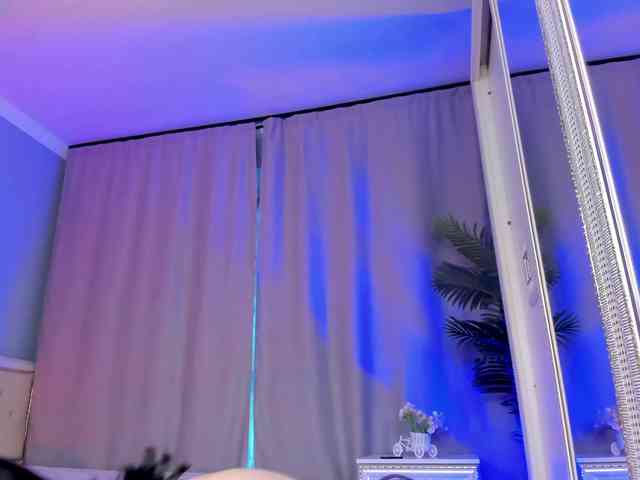 online cam show Li-baby