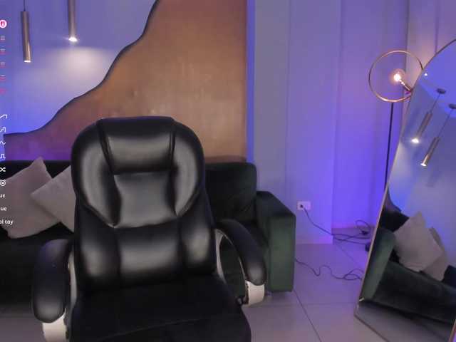 LizzHamilton's BongaCams show and profile