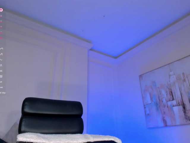 LizzHamilton's BongaCams show and profile