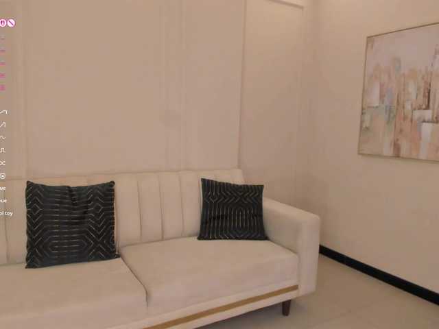 LizzHamilton's BongaCams show and profile