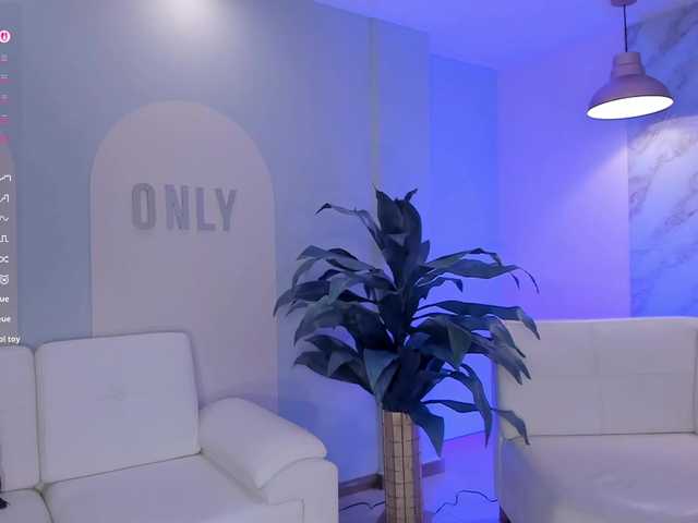 LizzHamilton Live Cam on BongaCams