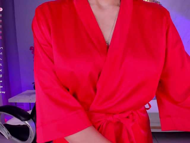 LizzHamilton's BongaCams show and profile