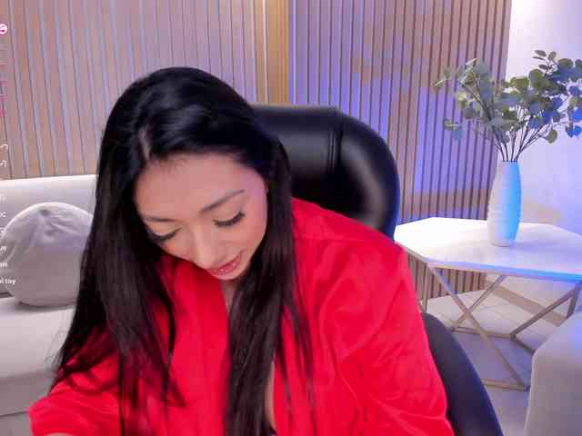 LizzHamilton webcam