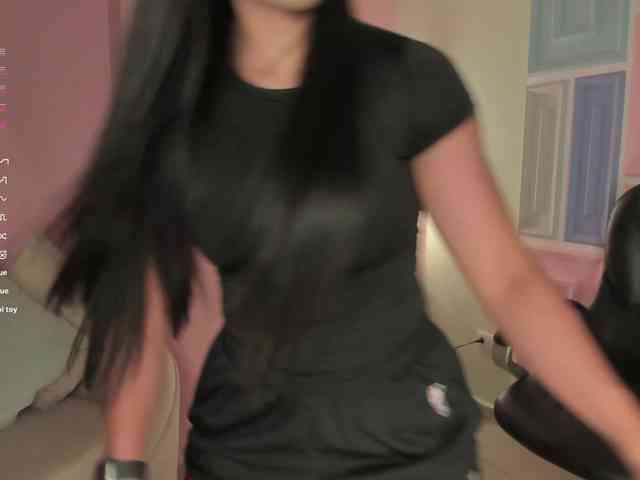LizzHamilton webcam