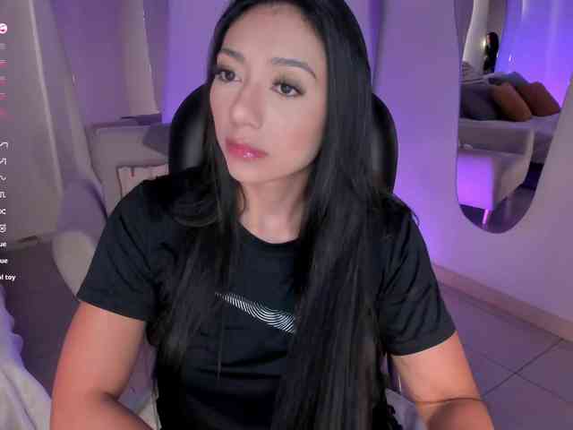 LizzHamilton webcam