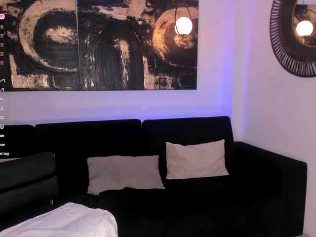 LizzHamilton LizzHamilton