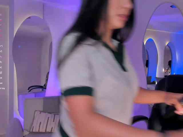LizzHamilton webcam