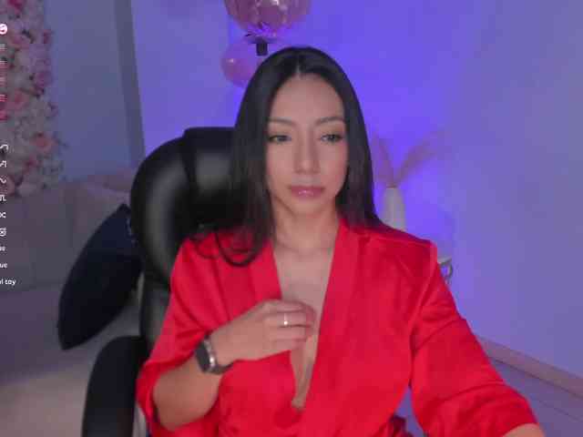 LizzHamilton webcam