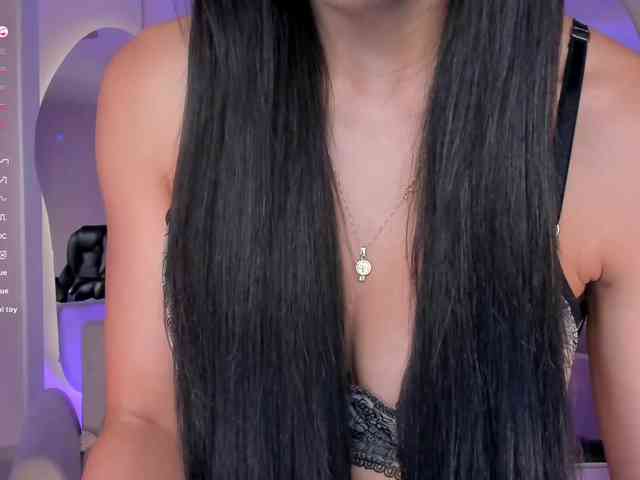 LizzHamilton webcam