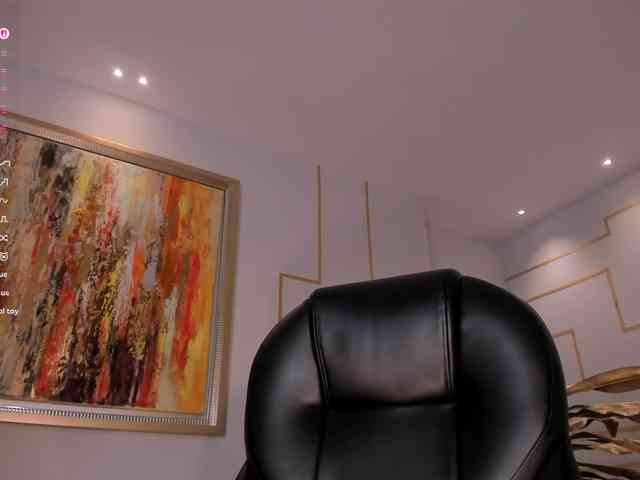 LizzHamilton LizzHamilton