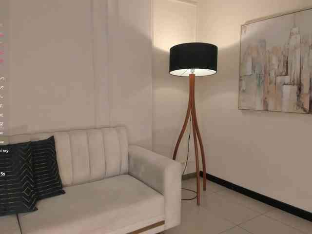 LizzHamilton LizzHamilton