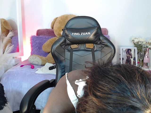 brytany05's BongaCams show and profile