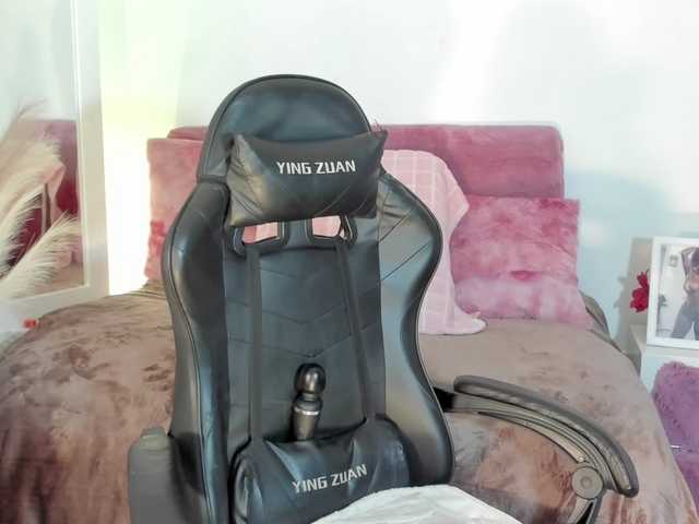 brytany05's BongaCams show and profile