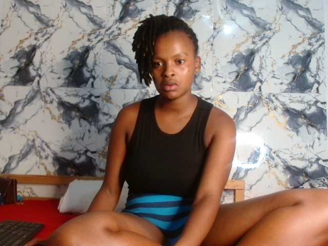 BlondQ2003's BongaCams show and profile