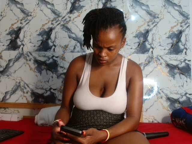 BlondQ2003's BongaCams show and profile