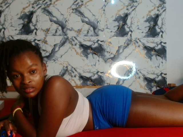 BlondQ2003's BongaCams show and profile