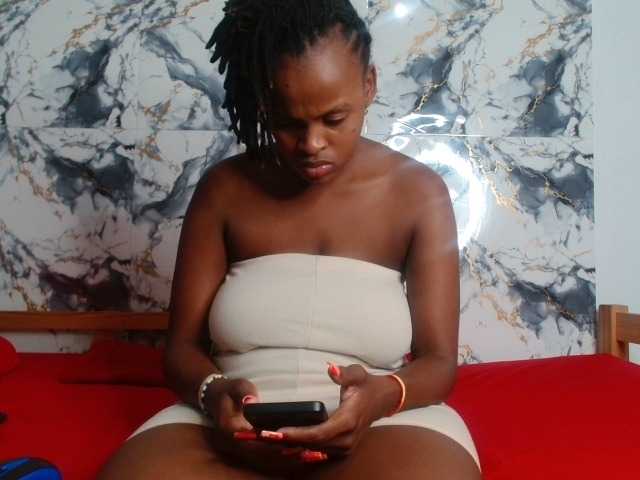 BlondQ2003's BongaCams show and profile