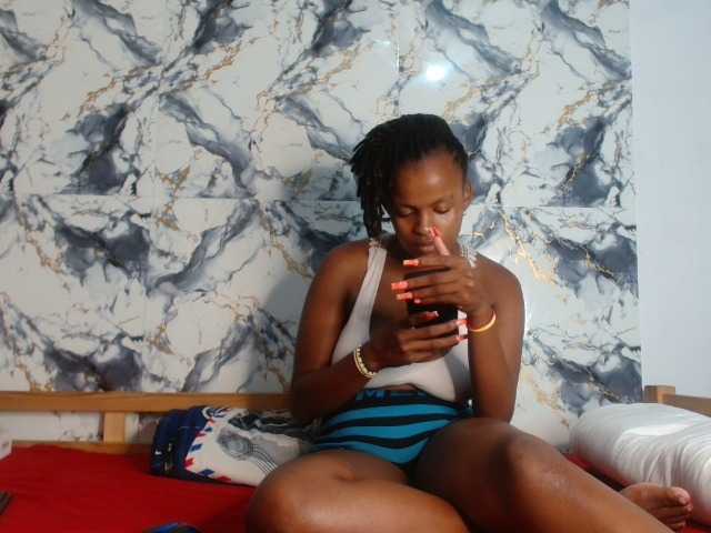 BlondQ2003's BongaCams show and profile