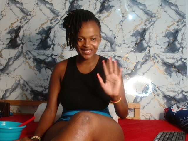 BlondQ2003's BongaCams show and profile