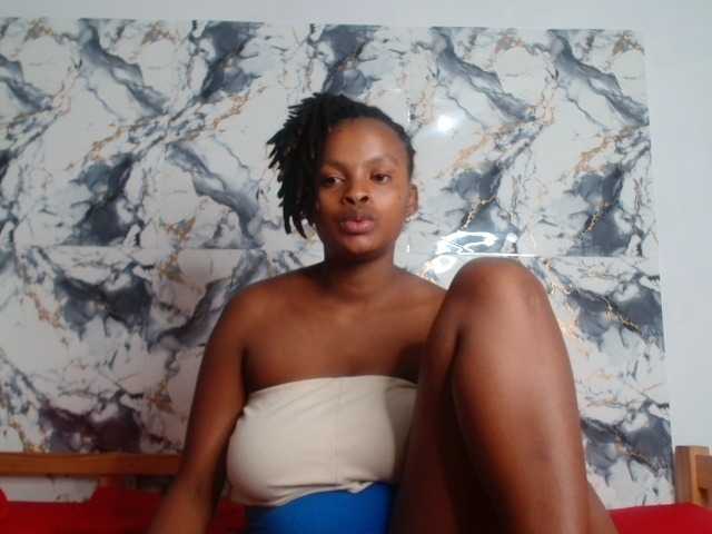 BlondQ2003's BongaCams show and profile