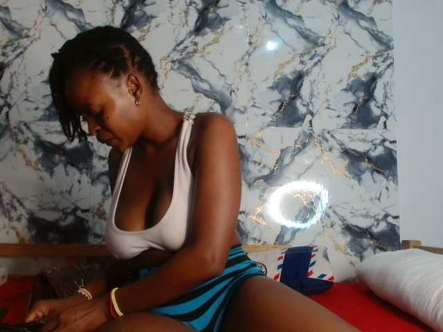 BlondQ2003's BongaCams show and profile