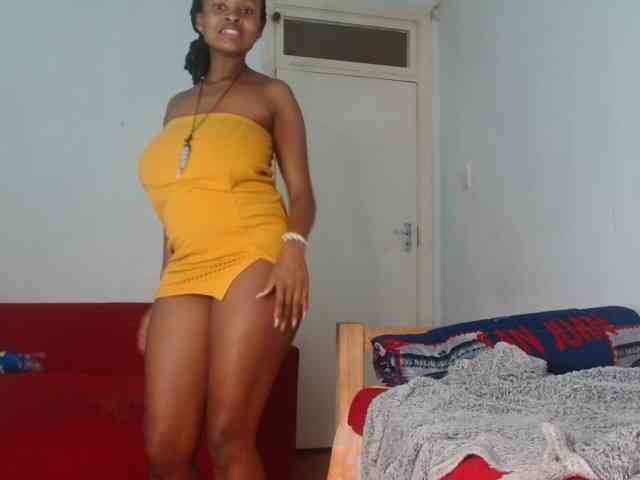 BlondQ2003