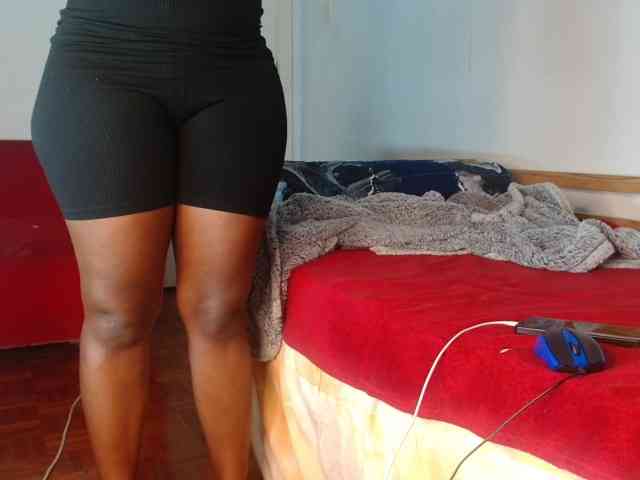 BlondQ2003 webcam