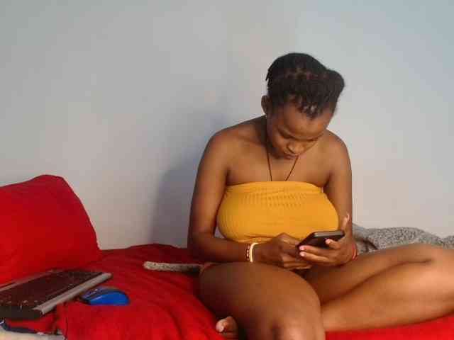 BlondQ2003 Live Webcam on BongaCams BlondQ2003 Live Webcam on BongaCams