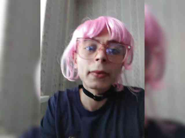 kitty-femboy Live Webcam on BongaCams
