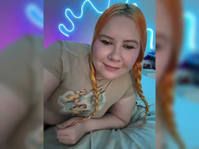 LunaLu13's BongaCams show and profile