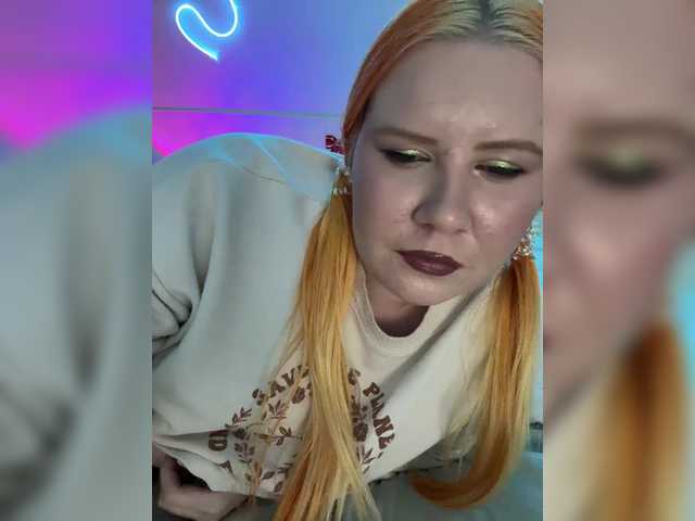 LunaLu13's BongaCams show and profile