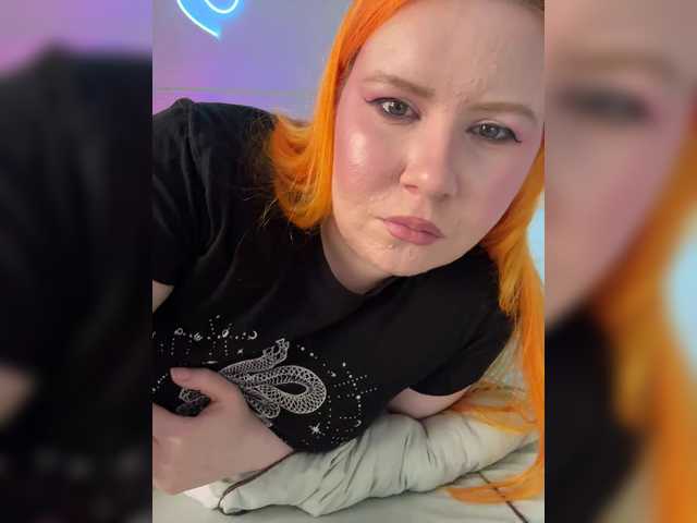 LunaLu13's BongaCams show and profile