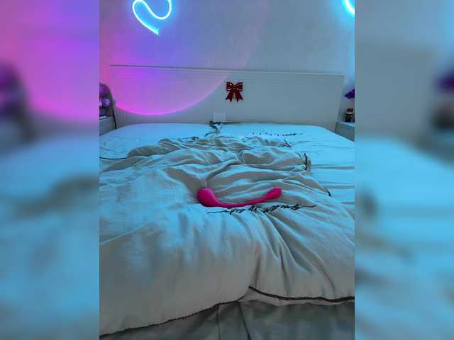 LunaLu13's BongaCams show and profile