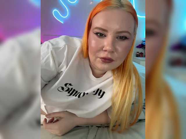 LunaLu13's BongaCams show and profile