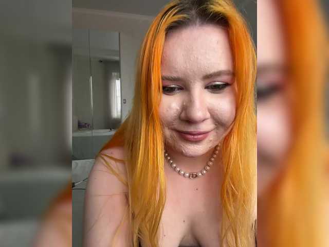 LunaLu13's BongaCams show and profile