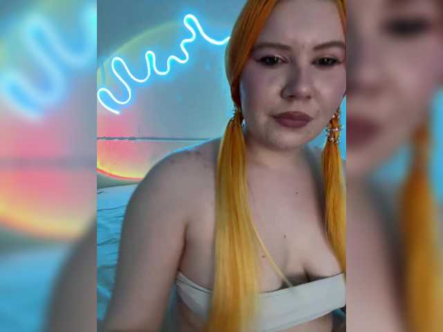 LunaLu13's BongaCams show and profile