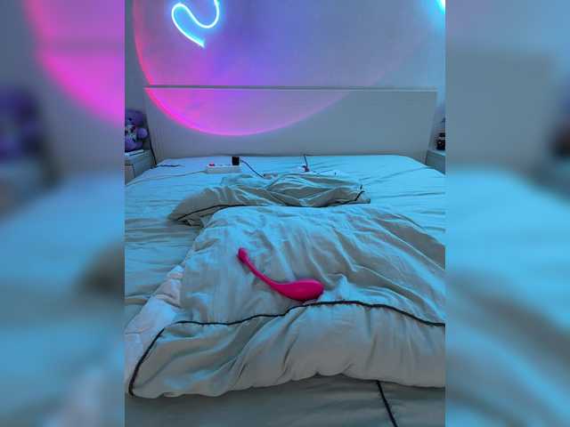 LunaLu13's BongaCams show and profile