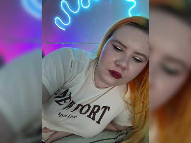 LunaLu13's BongaCams show and profile