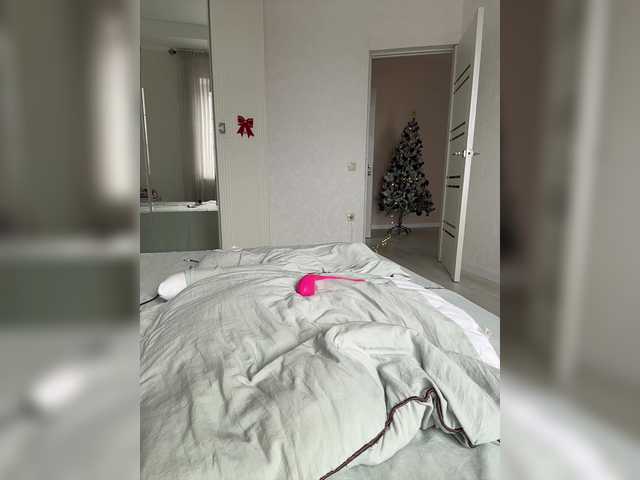 LunaLu13's BongaCams show and profile