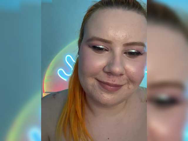 LunaLu13's BongaCams show and profile