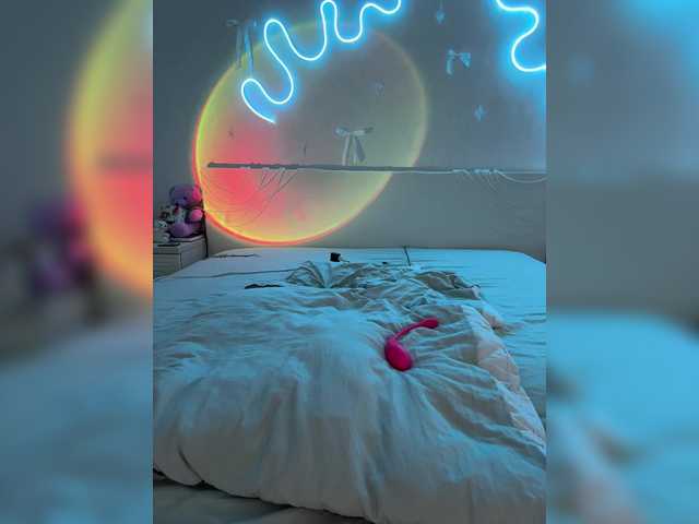 LunaLu13's BongaCams show and profile